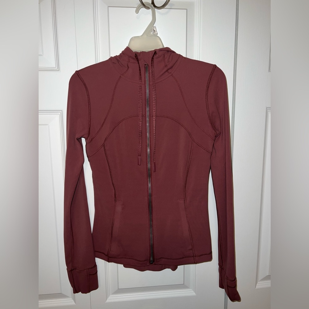 COPY - Lululemon Hooded Define Jacket Nulu - Smoky Red